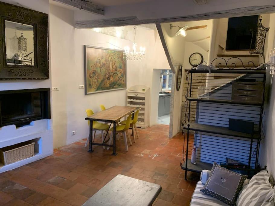 La Maison Rose Caromb Εξωτερικό φωτογραφία
